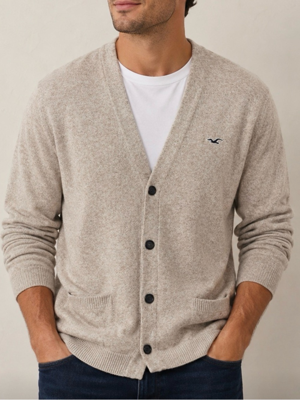 Hollister Men’s Heathered Oatmeal Beige V-Neck Button Cardigan Sweater Pockets L